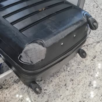 THY Bavulumu Parçaladı Ve Sorumluluk Almak İstemiyor