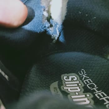 Skechers Kalitesiz Malzeme Kullanma