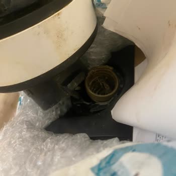 Tineco Servisten Hasarlı Çizik Ve Kırık Olarak Geldi