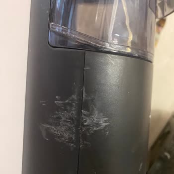 Tineco Servisten Hasarlı Çizik Ve Kırık Olarak Geldi