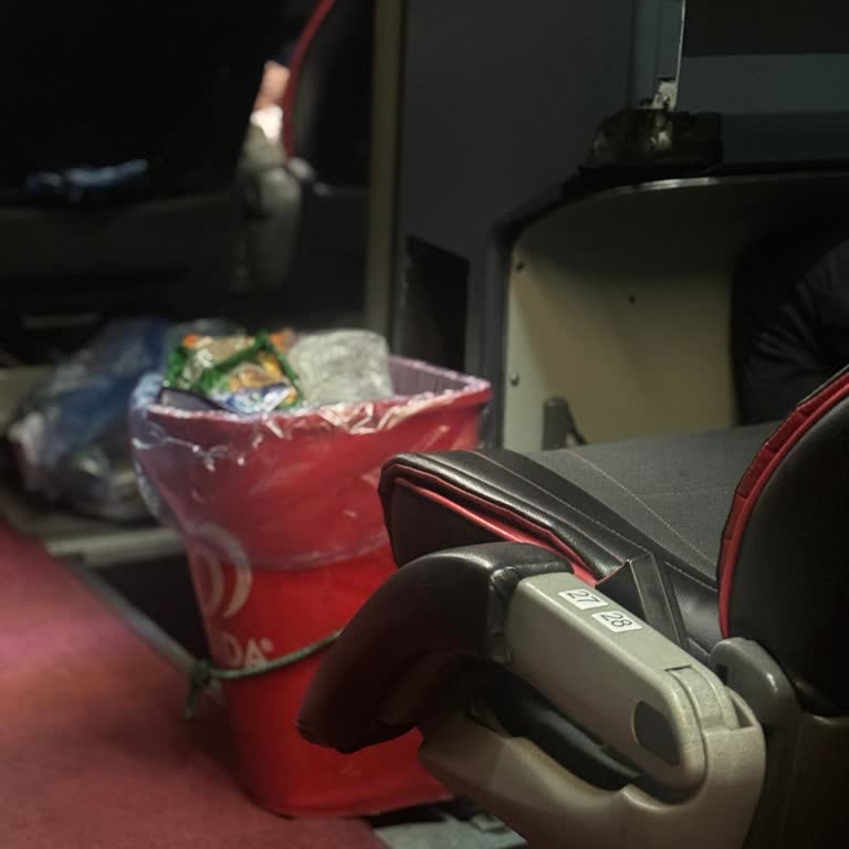 Ege Seyahat Çöp Kutusu İle Yolculuk