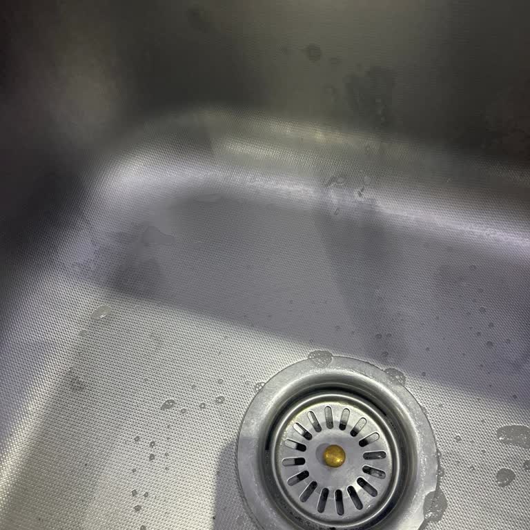 Porçöz Evime Leke Bıraktı