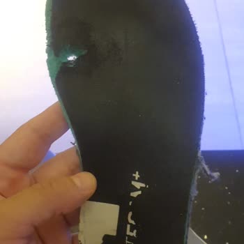 FLO Mağazası Online Ayıplı Ürün Satışı