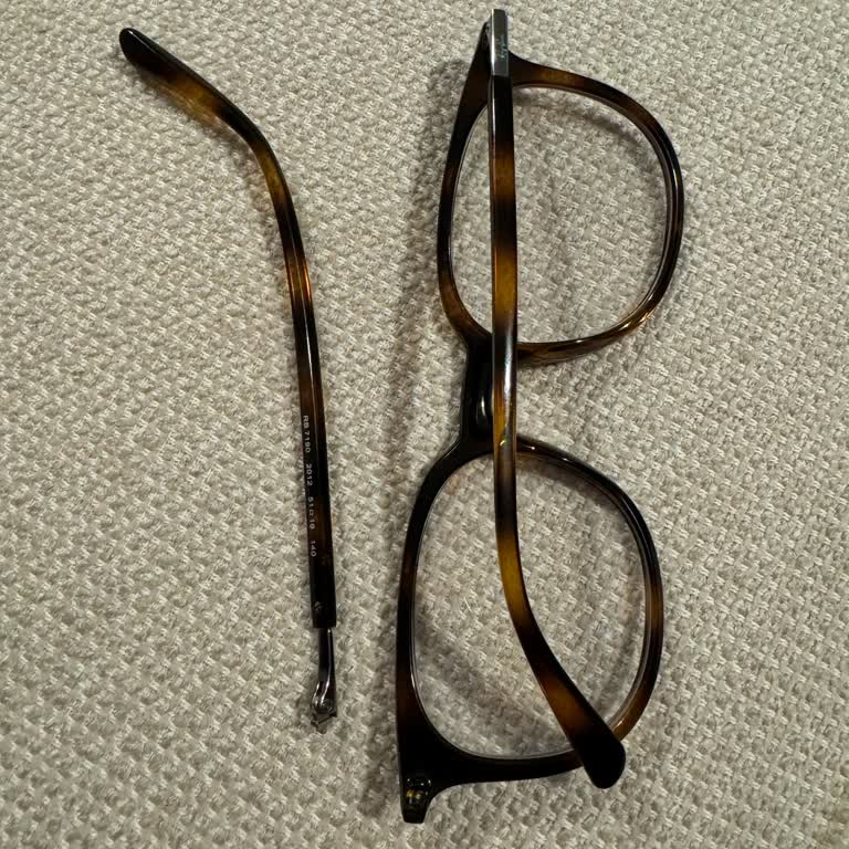 Atasun Ayar Yapılmaya Çalışılan Gözlüğün Kırılması