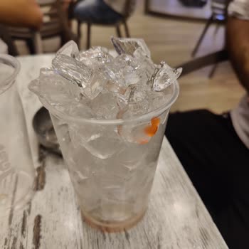 Burger King Malatya Park AVM Şubesi Pipet Bile Verememe Sorunu