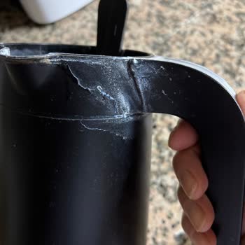 Schafer Cezve Kulpu Kırıldı