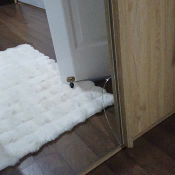 Vivense Kırık Yırtık Ve Lekeli Gelen Ürünlerimin Yenisini Aylardır Göndermiyor