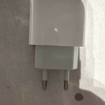 Türk Telekom Sahte İphone Adaptör Satışı!