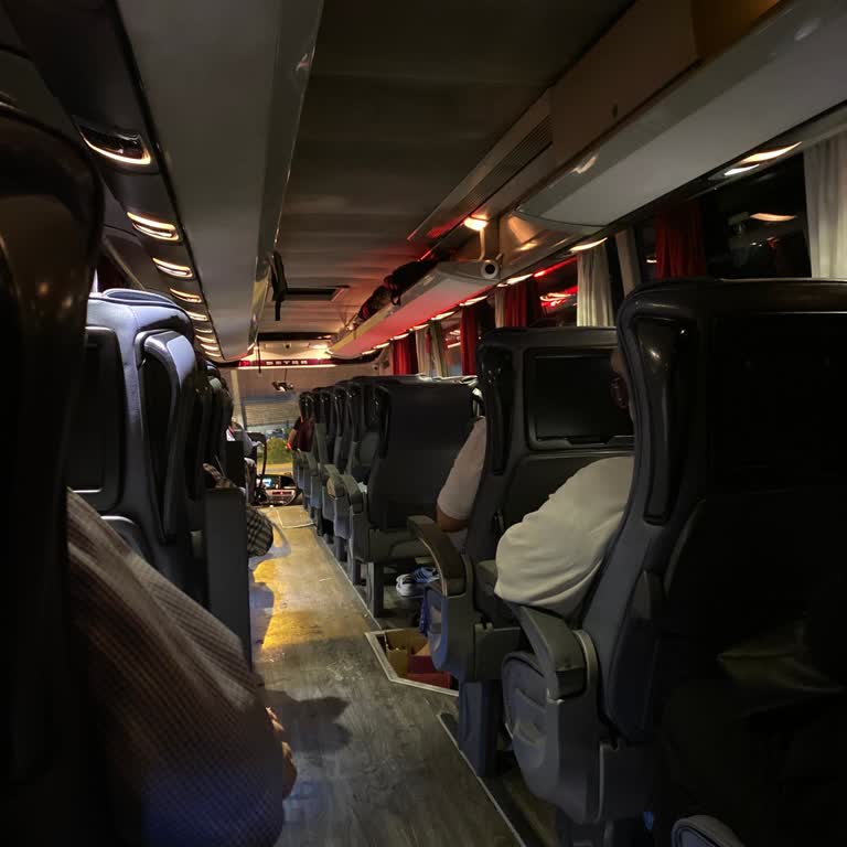 Metro Otobüs: Gecikmeli Ve Bilgilendirmesiz Yolculuk