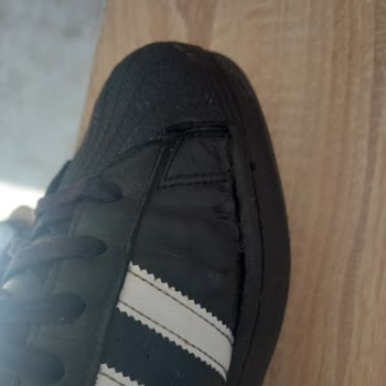 Adidas Superstar Ayakkabıda İç Kısım Sorunu