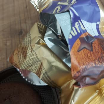 Luppo Sufle İçinden Çıkan Küçük Paket