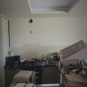 Mersin Oktay İnşaat Mix Motto Sitesindeki Dairemin Mutfak Dolabı Çöktü