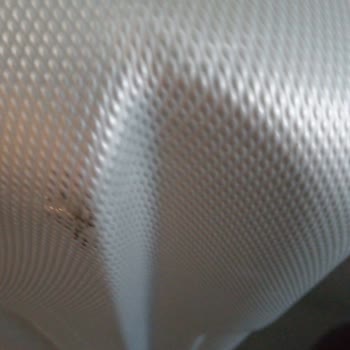 Ajet Kofferbeschädigung kaputte Koffer am Rollband, mangelhafter Service und Entschädigung fehlt