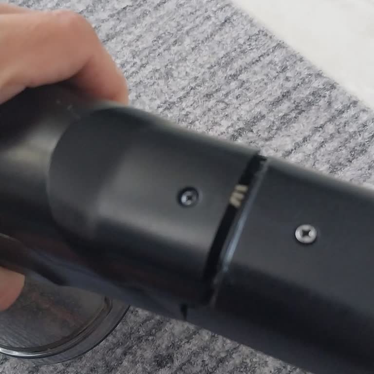 Philips Ev Aletleri Dikey Şarjlı Süpürge Borusu Kırıldı