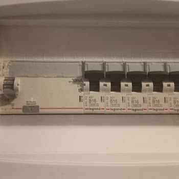 Gülümser Hatun Termal'de İlgisizlik Ve Her Şeyden Ekstra Para Alma Çabası!