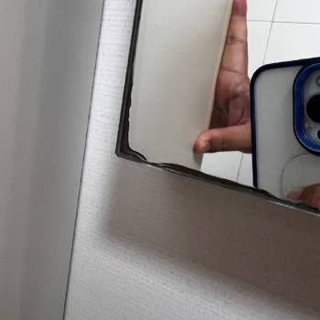 Vitra Ayna Kenarları Paslanıyor