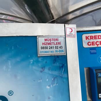 Hamidiye Su Uzuncayır Metrobüs Hattında Su Otomatı Sorunu