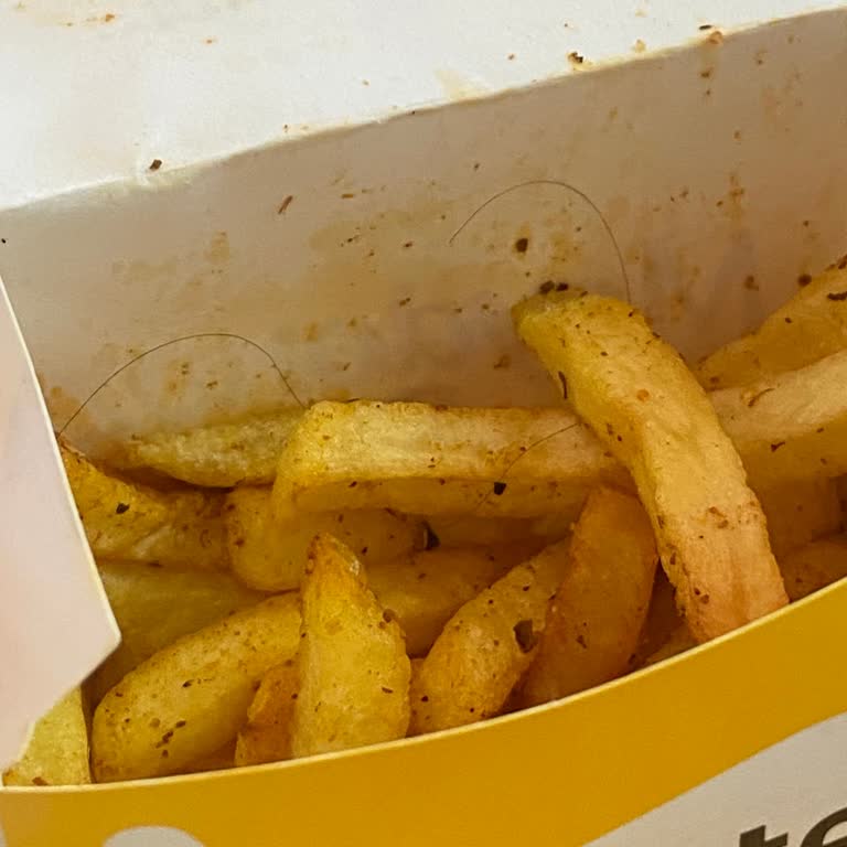 Maydonoz Döner Yemekten Çıkan Kıl Ve Hijyensizlik