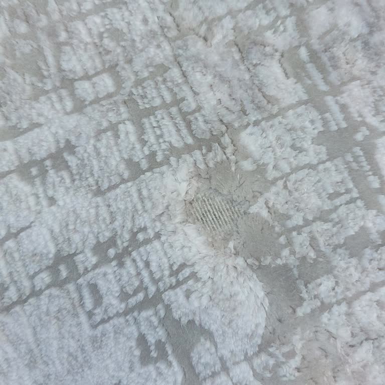 Gümüşsuyu Halı Halının İplikleri Çok Kötü Silinmiyor Leke Çıkmıyor