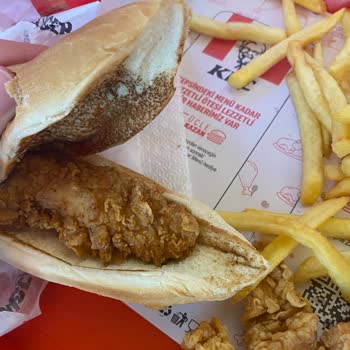 KFC Korupark Menülerin Küçüklüğü Ve Eksikliği