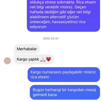 Adelia Floral Adelia_floral Sürekli Oyalıyor Ve Ürünlerim Asla Gelmedi