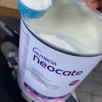 Nutricia Neocate Bebek Mamanın İçinde Kıl Çıktı!