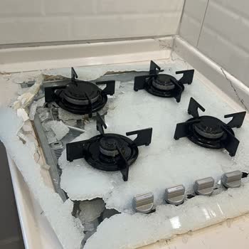 Arçelik Ocak Üzerinde Patates Pişirirken Patladı