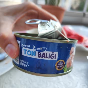 Derya Ton Balığı Konserve İçinden Kılçık Çıktı