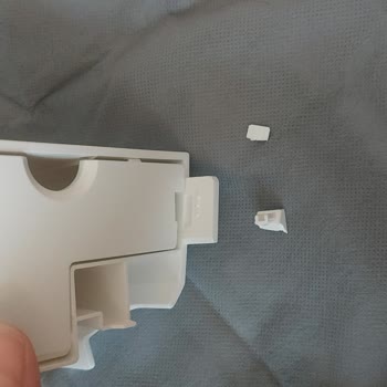 Şok Marketler Sok Marketten Dikiş Makinesi Aldım Kirik Parça İade Almıyorlar