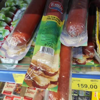 BİM Soğuk Dolap Ürünleri Bozuk Ve Çalışanları Tehdit Edici Konuşuyor