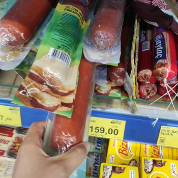 BİM Soğuk Dolap Ürünleri Bozuk Ve Çalışanları Tehdit Edici Konuşuyor