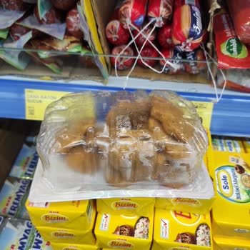 BİM Soğuk Dolap Ürünleri Bozuk Ve Çalışanları Tehdit Edici Konuşuyor