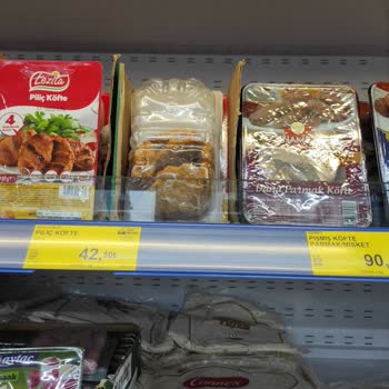 BİM Soğuk Dolap Ürünleri Bozuk Ve Çalışanları Tehdit Edici Konuşuyor