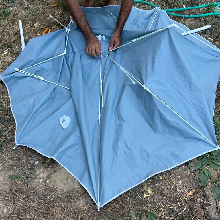 Decathlon İki Ay Önce Aldığım Şemsiye Kırıldı