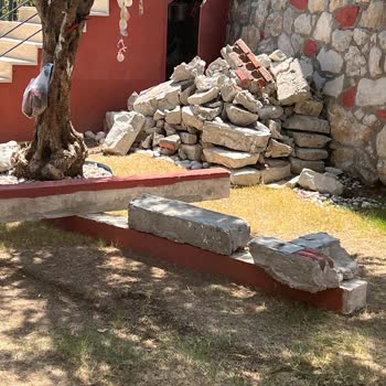 Karaburun Atlas Yapı Dış Cephe Taş Yapıştırma