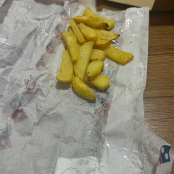 Domino's Pizzanın Buz Gibi Ve 5 Parça Patatesi