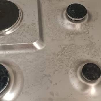 Porçöz Markasından Şikayetçiyim. Beyaz Eşyalarım Lekeli Kaldı.