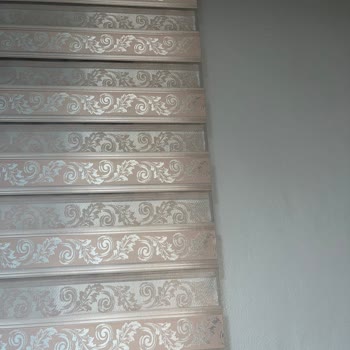 Polisan! Bej Rengi Adı Altında Lilamsı Boya