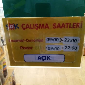 Şok Market Kapıda Yazana Göre Değil Kafasına Göre Kapatıyor