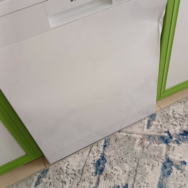 Arçelik Bulaşık Makinesi Kapağı Hasarlı Geldi.