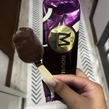 Magnum İnsanları Yanıltıyor, Ürünleri Gramajına Göre Vermiyor