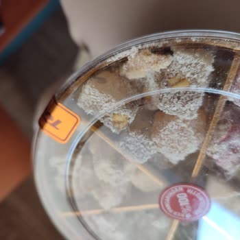 Tuğba Kuruyemiş Böcekli Lokum Sorunu