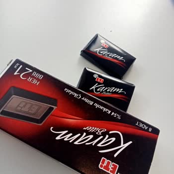 Eti Gıda Et Karam Bitter Çikolatanın İçinden Kurt Çıktı