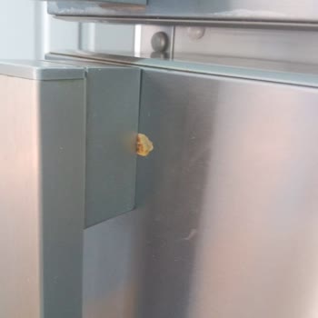 Beko Buzdolabı Boya Paslanma