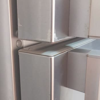 Beko Buzdolabı Boya Paslanma