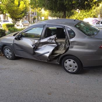 Şah Kargo Uluslararası Taşımacılık Araba Vurup Kaçma