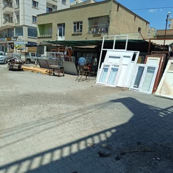 Öz Sancar Yapı Demir Doğrama PVC Kapılar Yerine Oturmadı