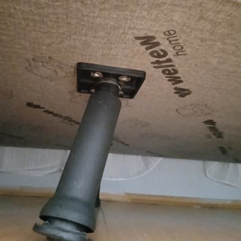 Weltew Mobilya: Garanti Süresi Dolmadan Ayak Kırılması Ve Yamulması