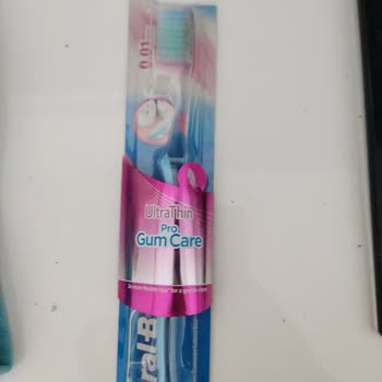 Oral B Diş FIRÇASI'NIN Kutusu Açık