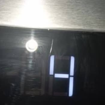 Arçelik Buzdolabı Dijital Ekranında Çizik Sorunu